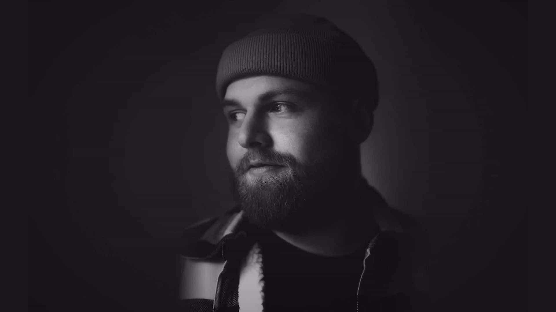 Tom Walker by Candlelight