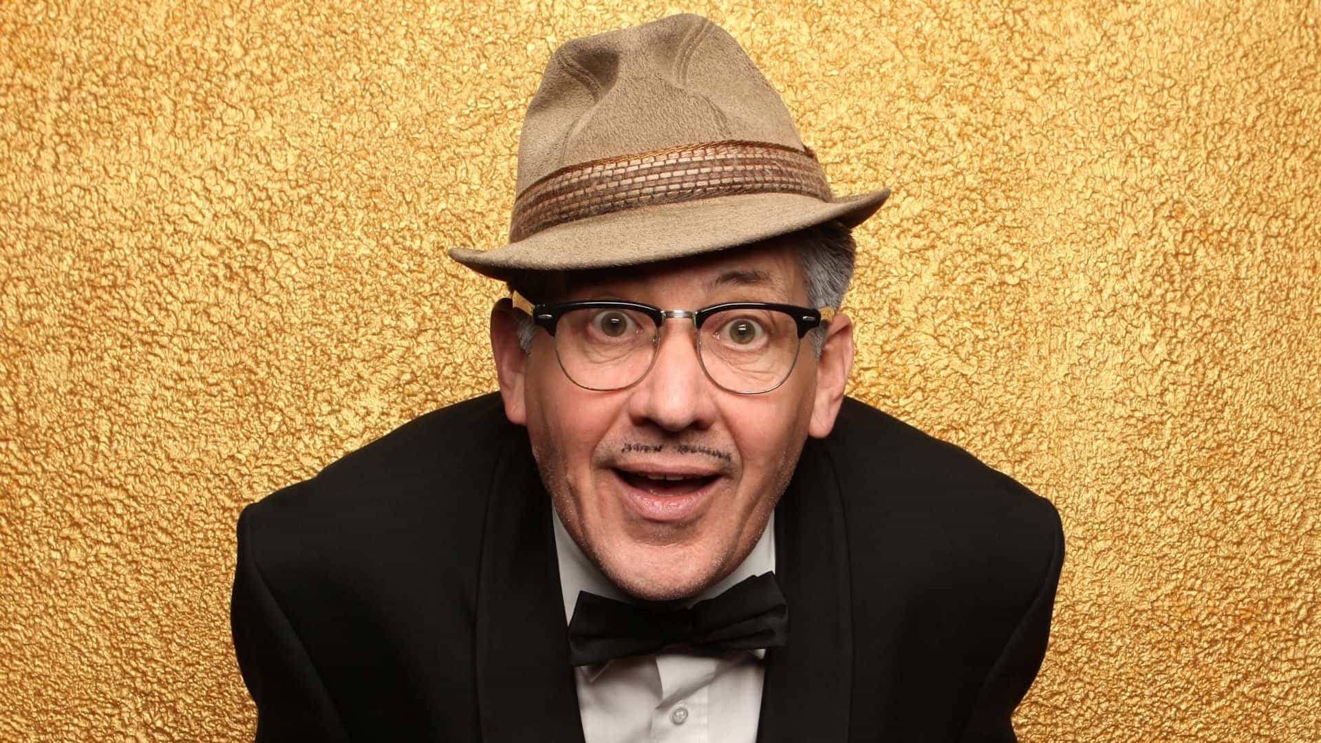 Count Arthur Strong