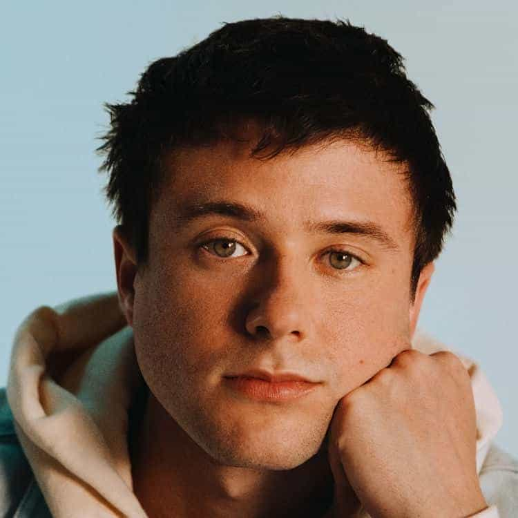 Alec Benjamin