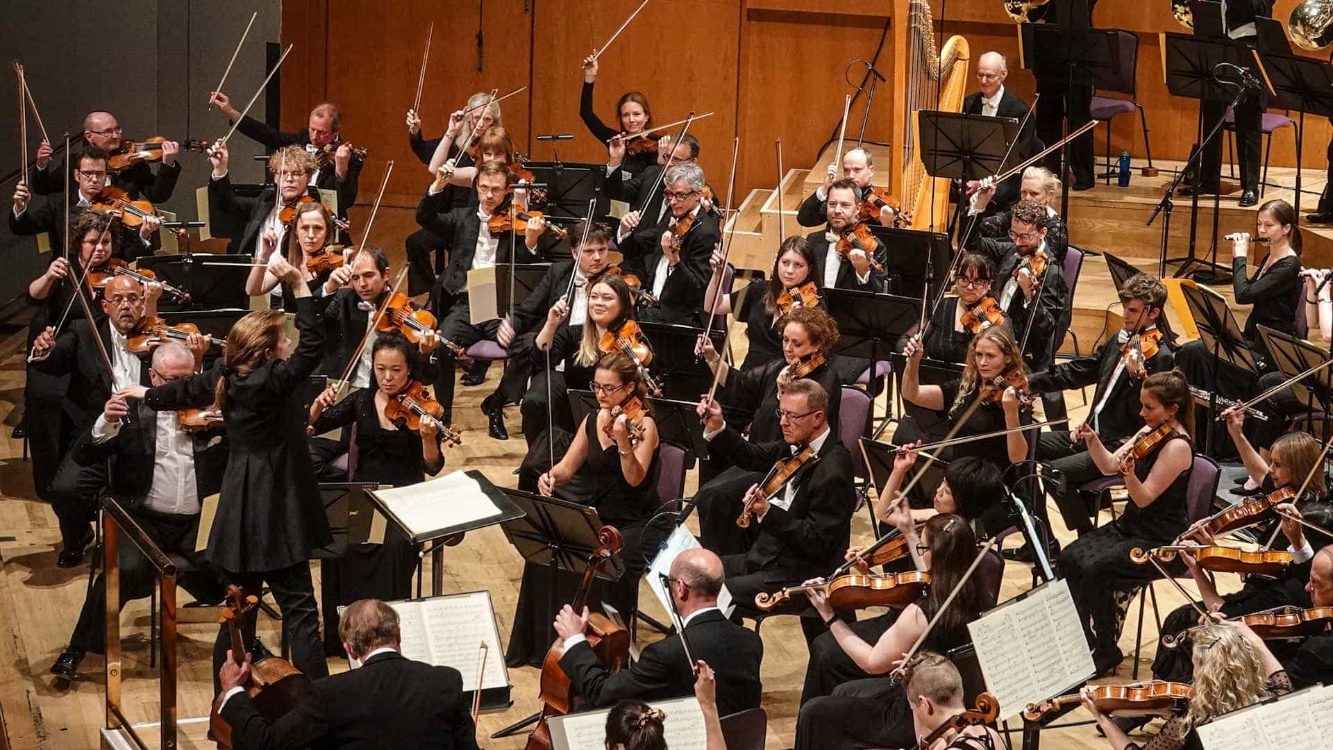 BBC Philharmonic - Mussorgsky, Shostakovich, Anna Clyne & Rachmaninov