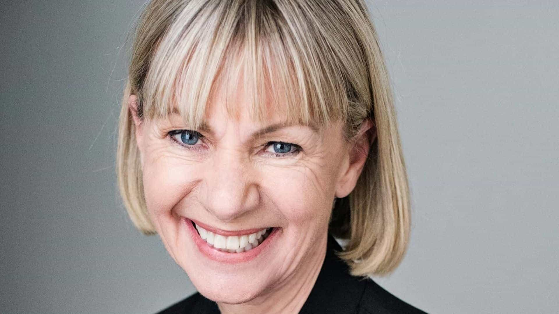 Kate Mosse - Warrior Queens and Quiet Revolutionaries