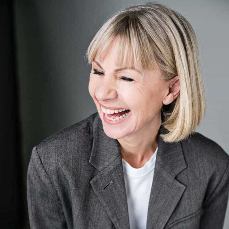 Kate Mosse - Warrior Queens and Quiet Revolutionaries