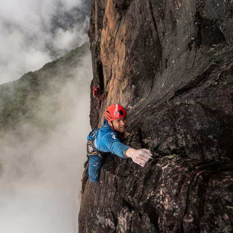 Leo Houlding - Closer To The Edge