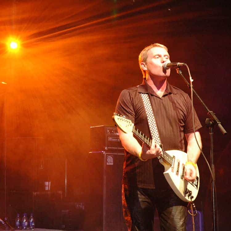 The Beat featuring Dave Wakeling
