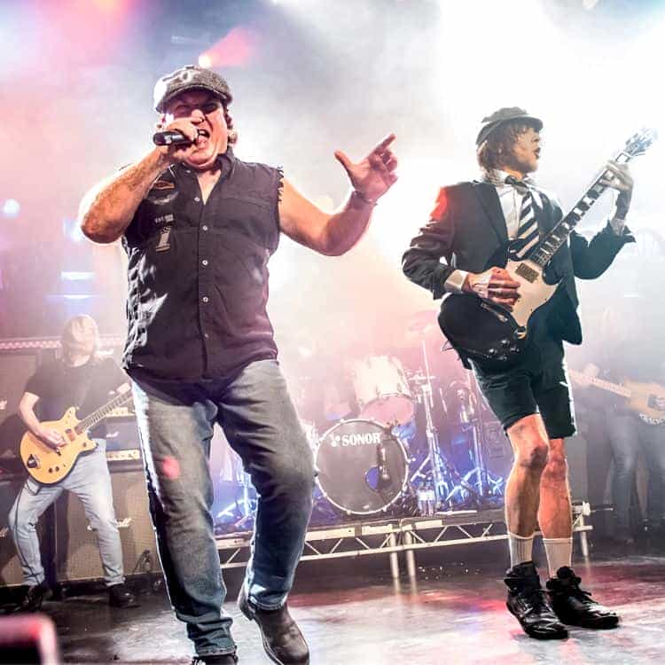 Live/Wire - The AC/DC Show