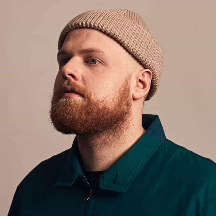 Tom Walker by Candlelight