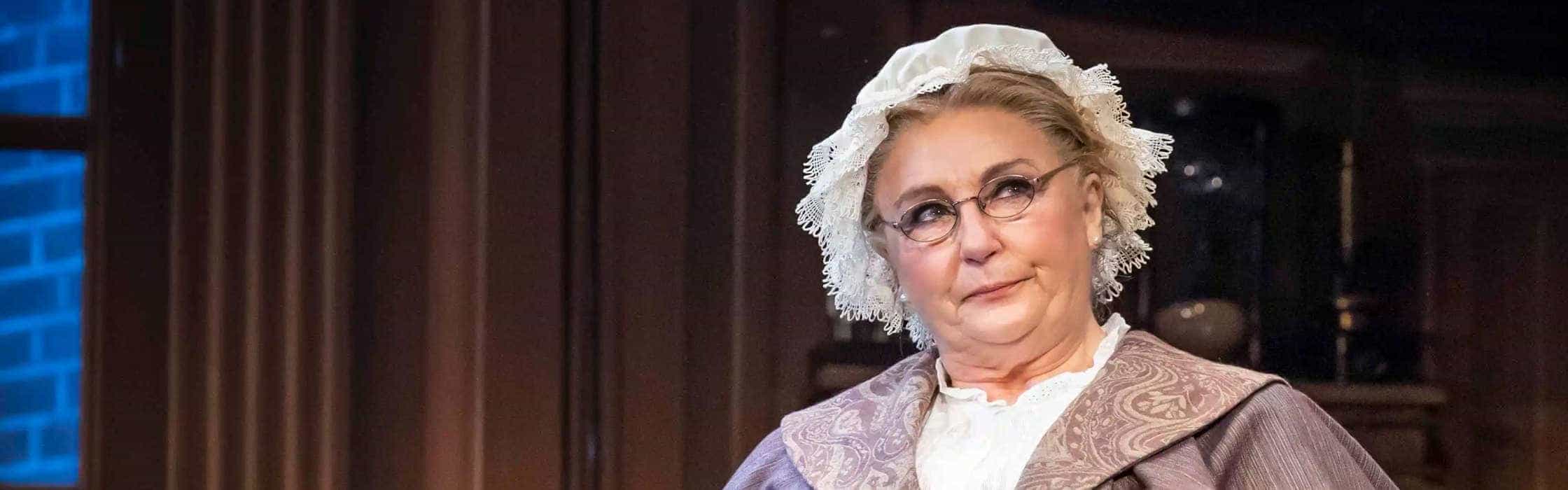 Lesley Garrett