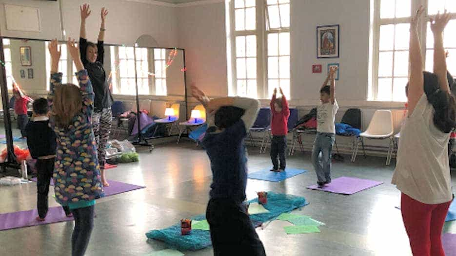 Yoga Stars (5-7 years)