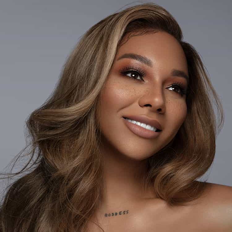 Fireside Chat with Munroe Bergdorf