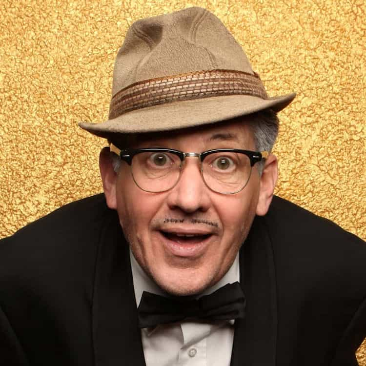 Count Arthur Strong