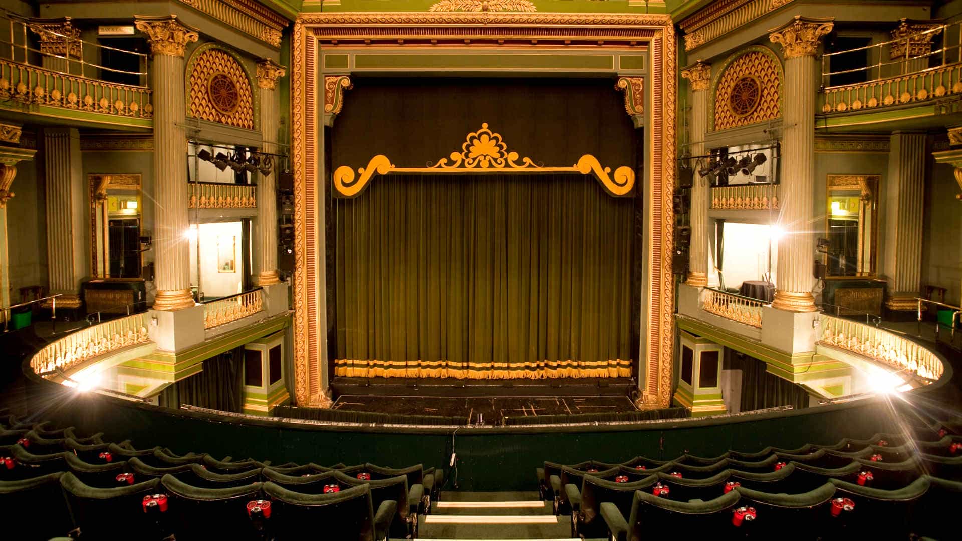 Opera House Theatre Tour