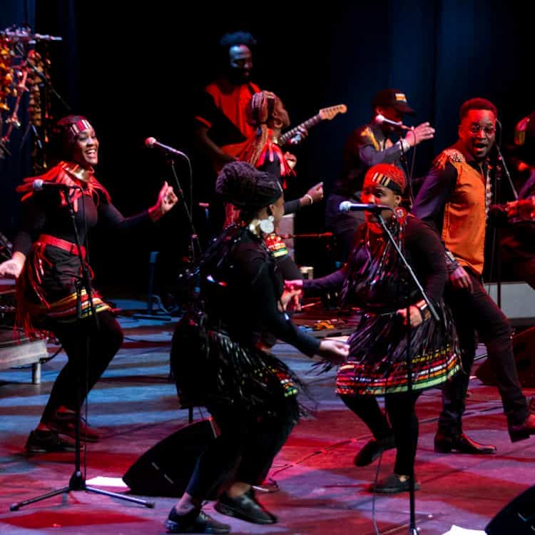 London African Gospel Choir - Paul Simon's Graceland Reimagined