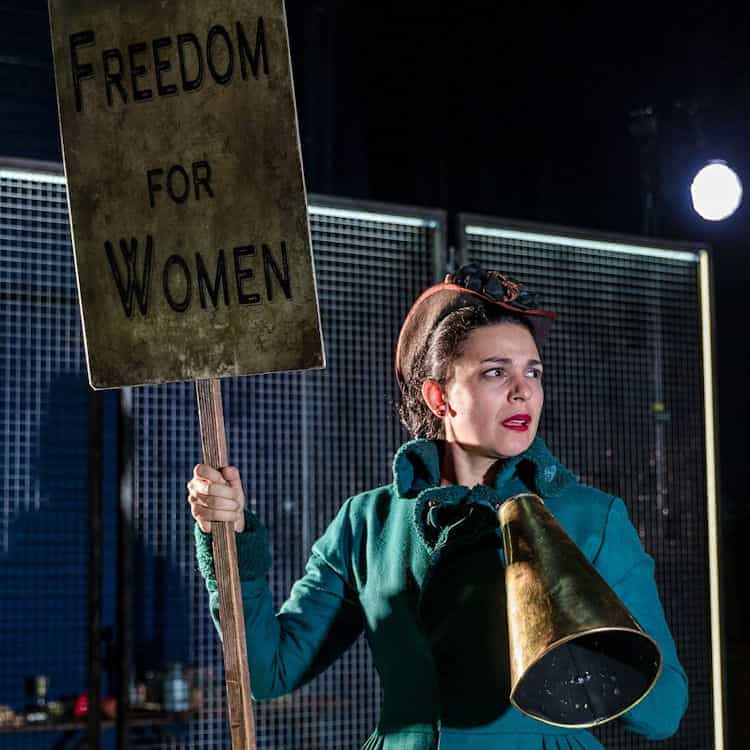National Theatre - Jekyll & Hyde