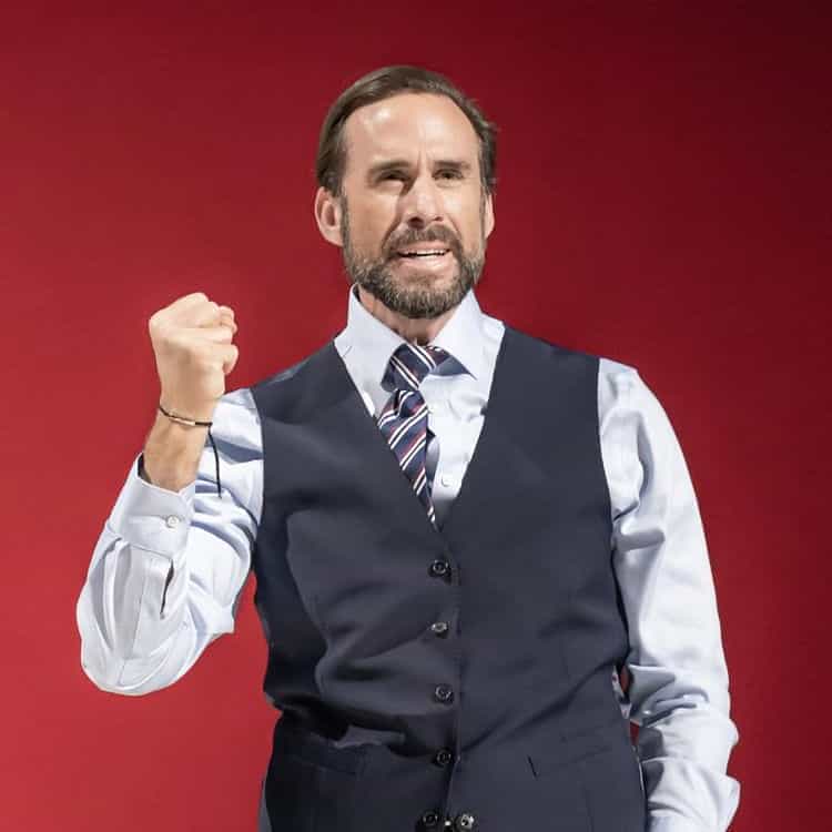 National Theatre Live - Dear England (15)