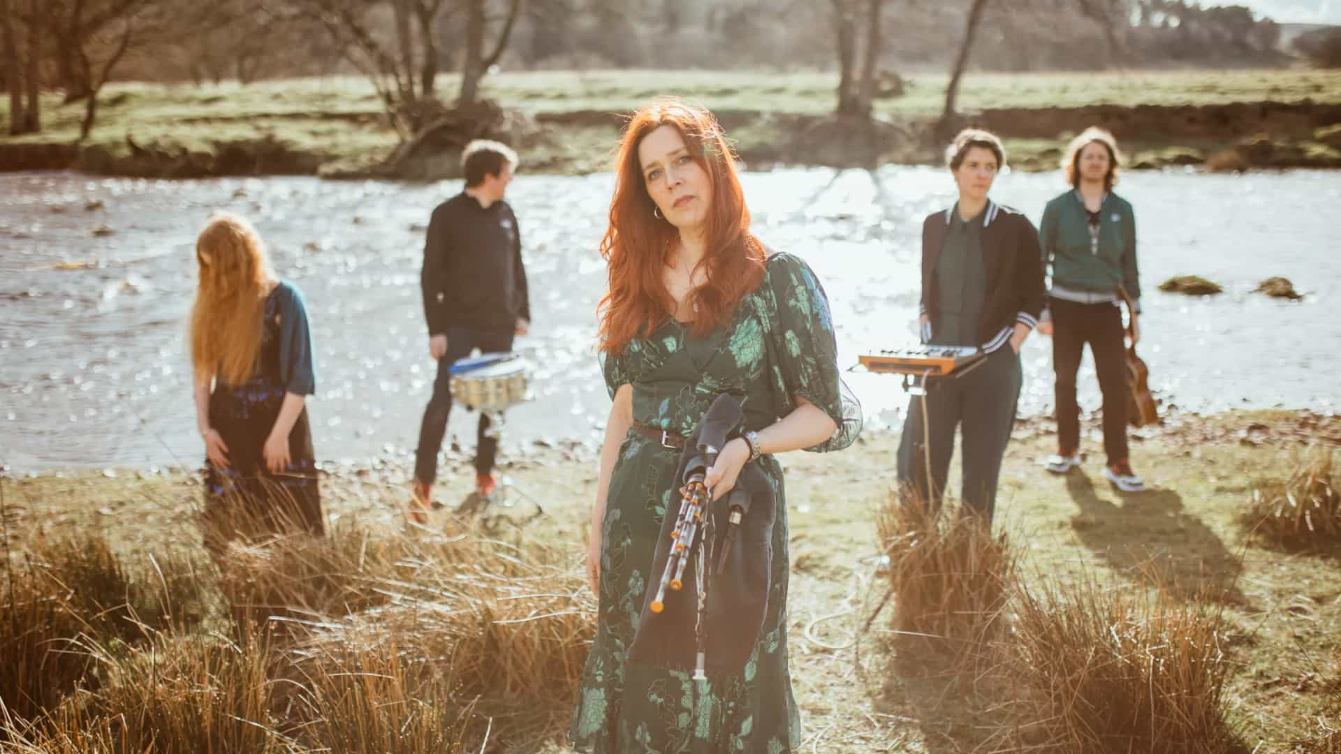 Kathryn Tickell & The Darkening