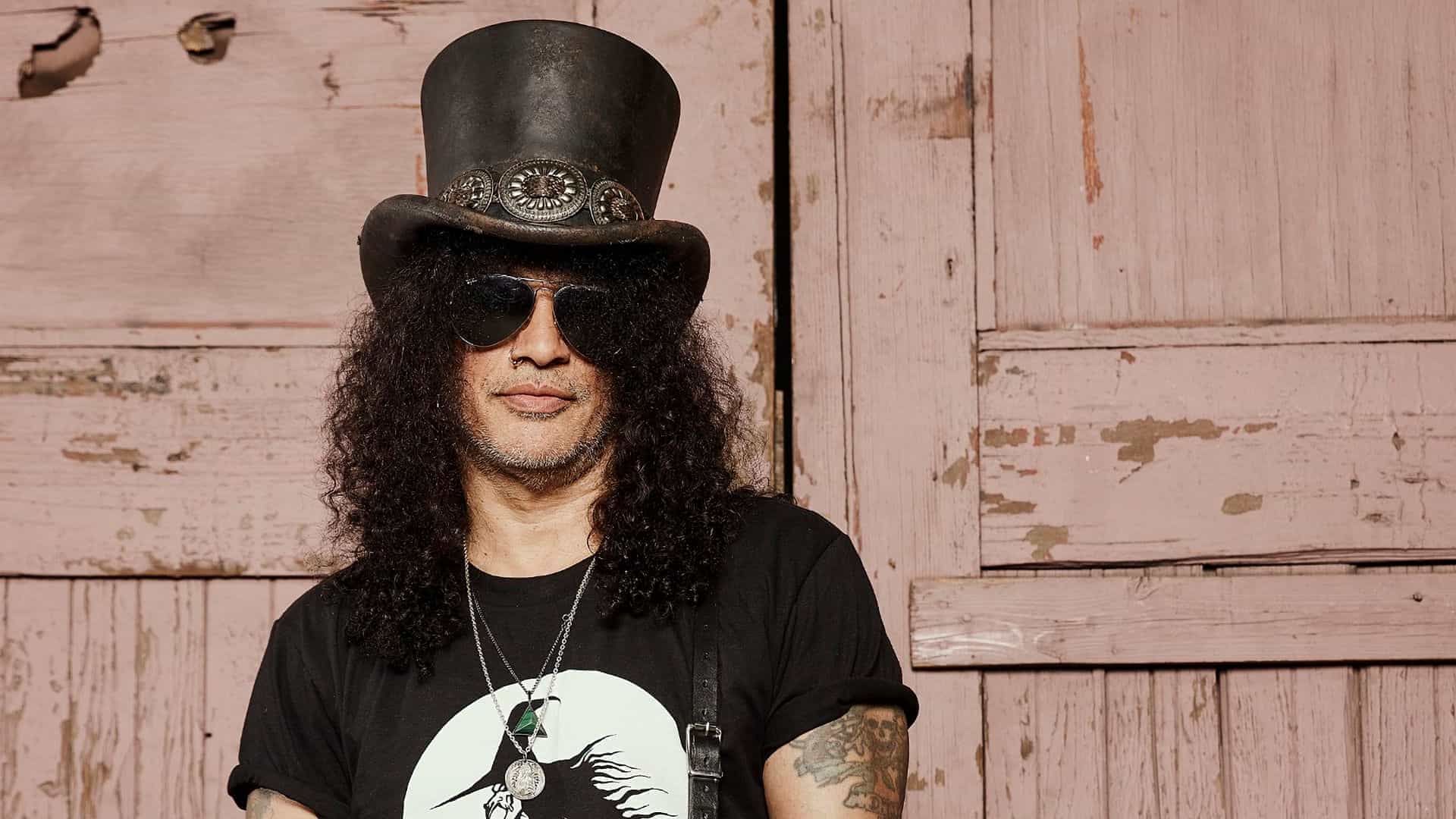 Slash featuring Myles Kennedy & The Conspirators