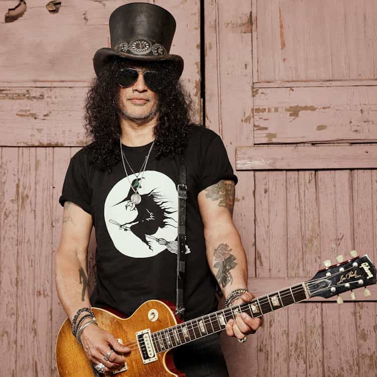 Slash featuring Myles Kennedy & The Conspirators