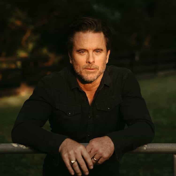 Charles Esten