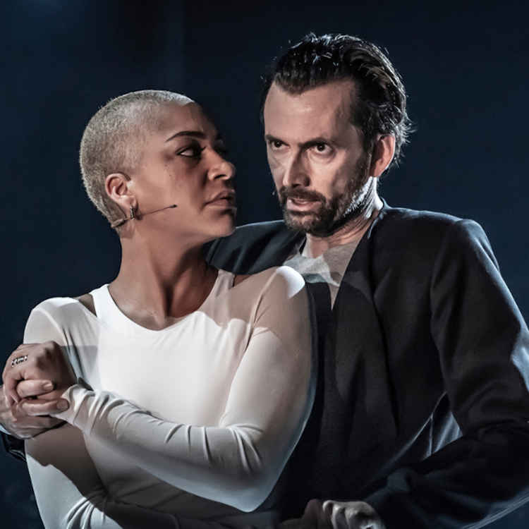 Macbeth starring David Tennant & Cush Jumbo (15)