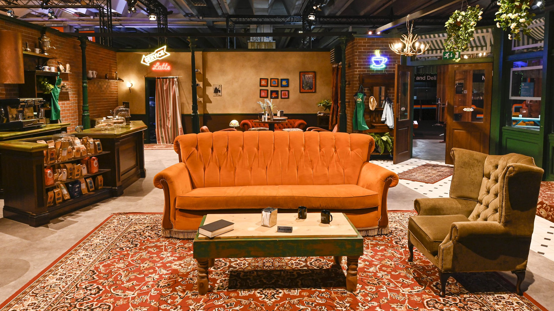 The Friends Experience - The One in London