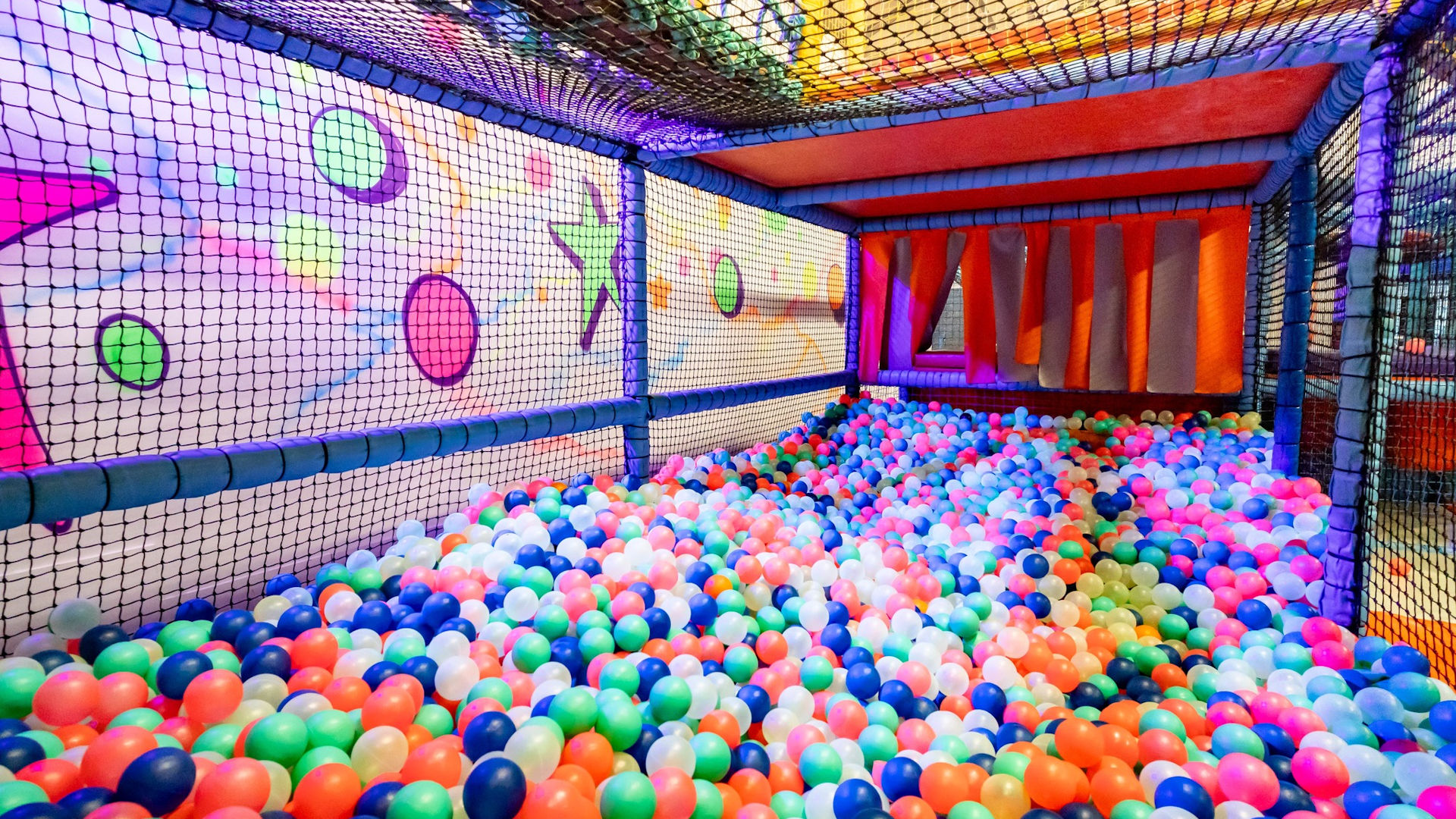 Wonderland - Adult Soft Play