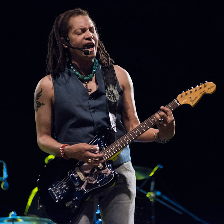 Sananda Maitreya (Terence Trent D'Arby)