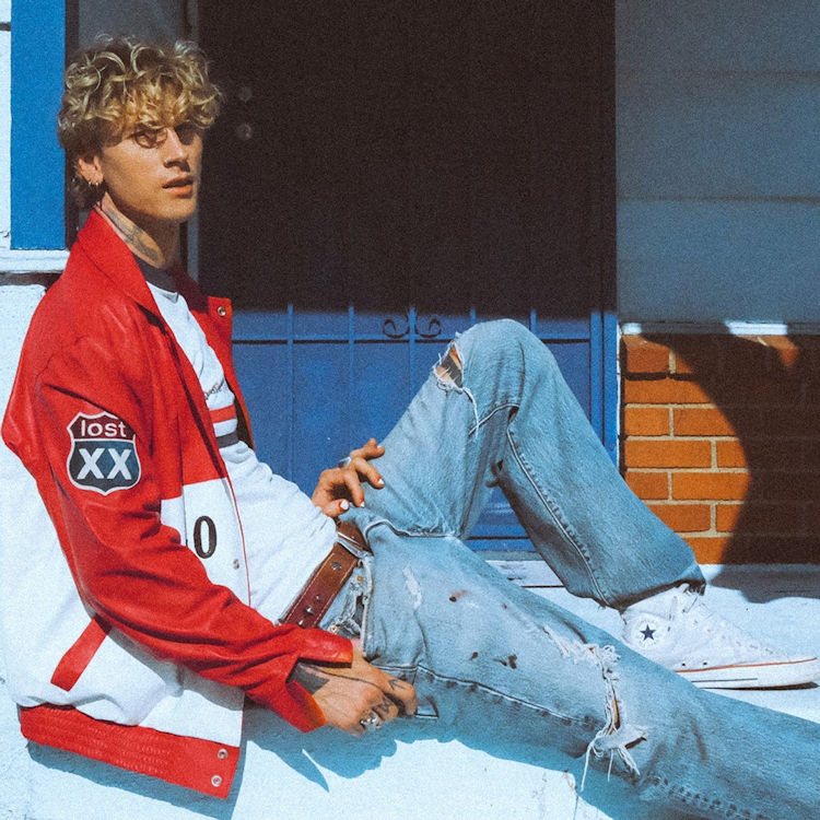 MGK (Machine Gun Kelly)