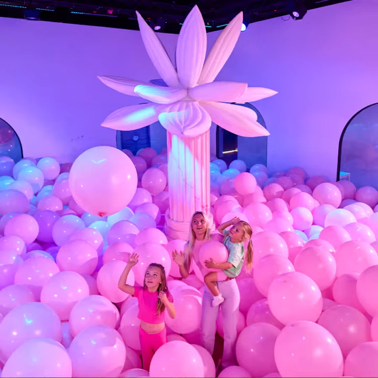 Bubble Planet - An Immersive Experience