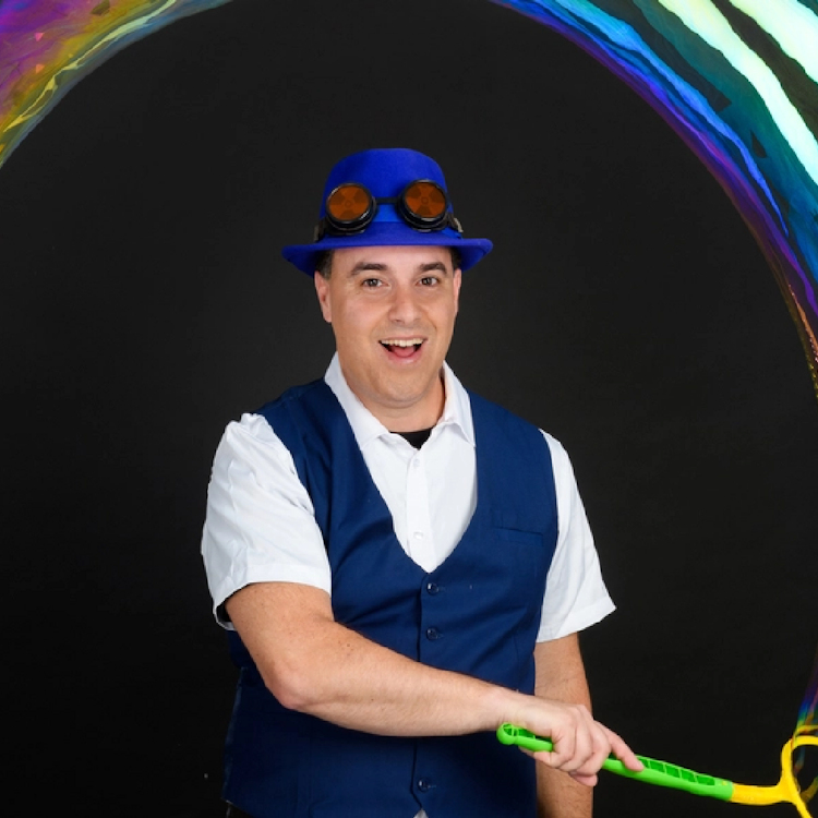 Bubble Show 2 - More Bubbles