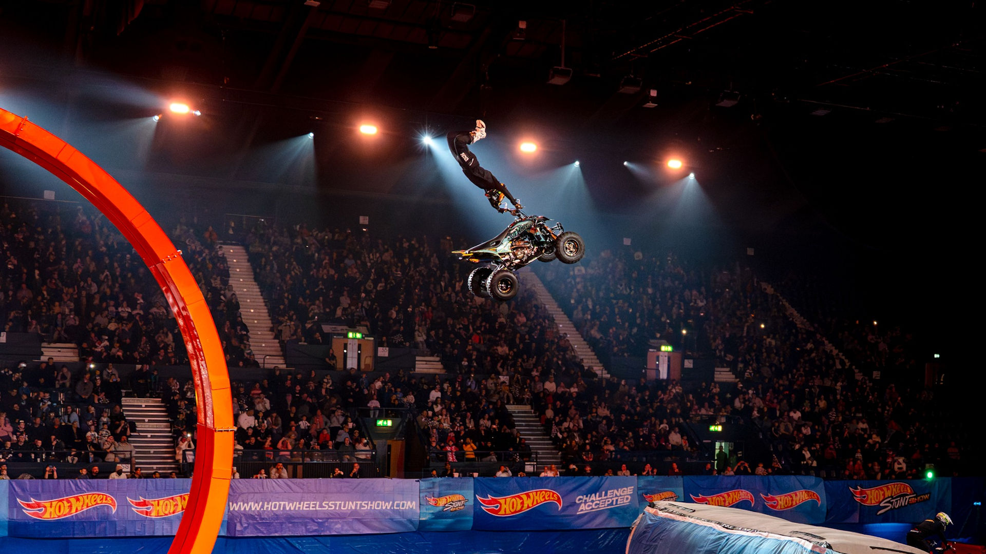 Hot Wheels Stunt Show