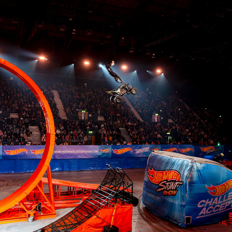 Hot Wheels Stunt Show