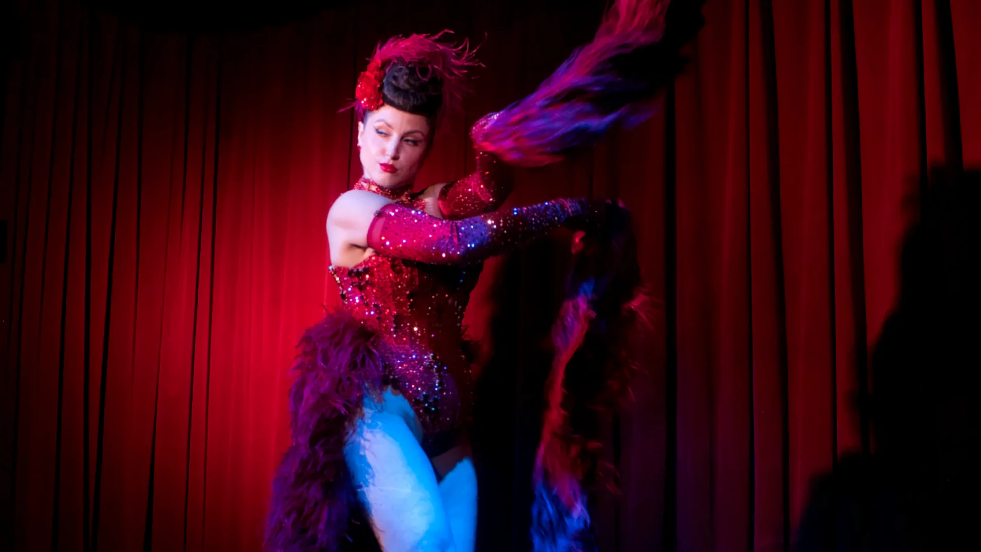 Burlesque Off The Wall