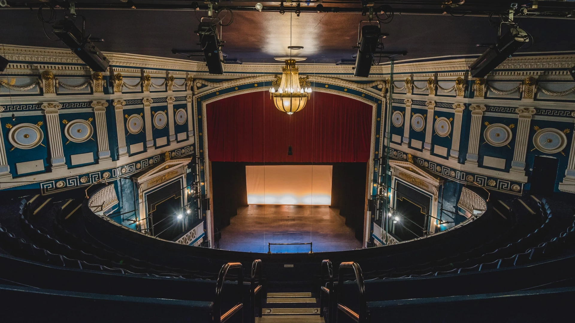 Behind the Curtain - Playhouse Heritage Tours