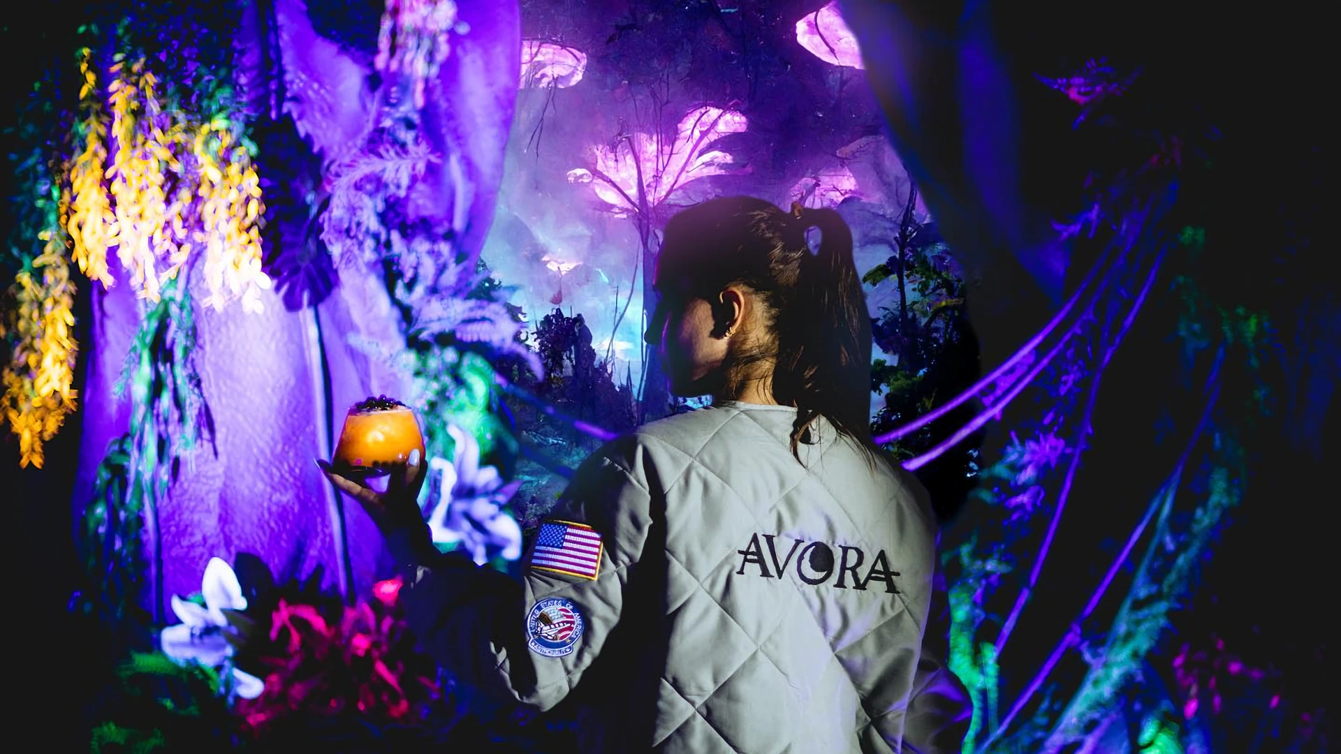 Avora - A New World Immersive Experience