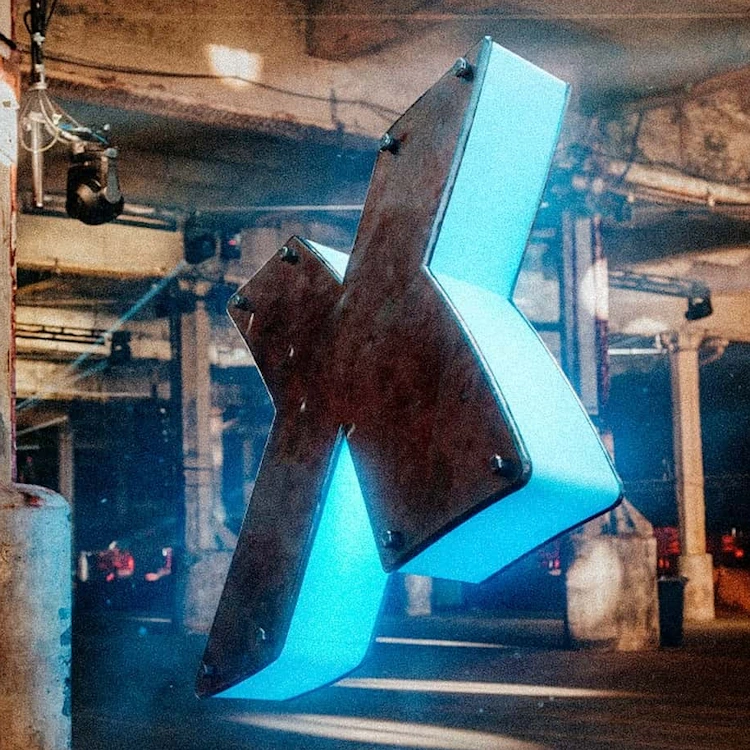 NeXup - Max Dean