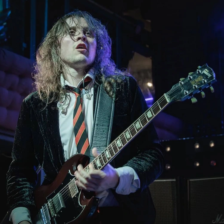 Dirty DC - AC/DC Tribute