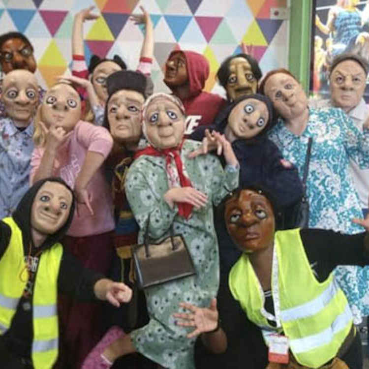 Vamos Theatre Free Mask Taster Session