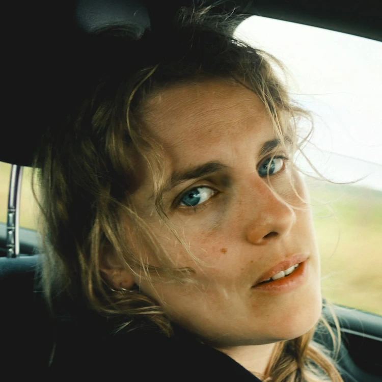 Marika Hackman